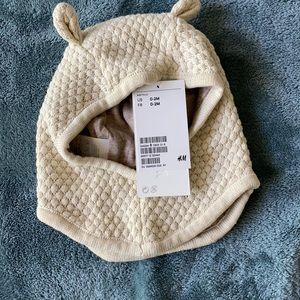 NWT newborn hat